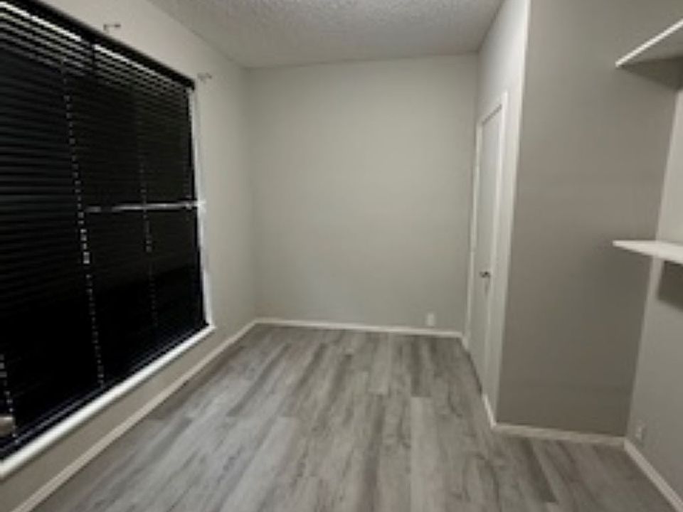 1st image of 414 Wolfe St #1