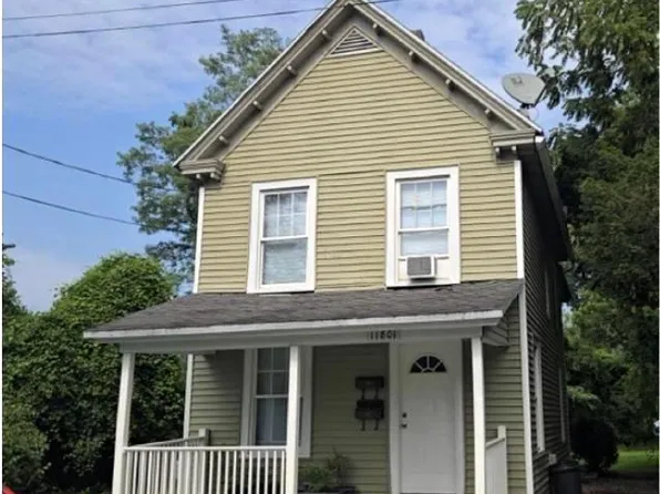 11801 Beechwood St, Princess Anne, MD 21853