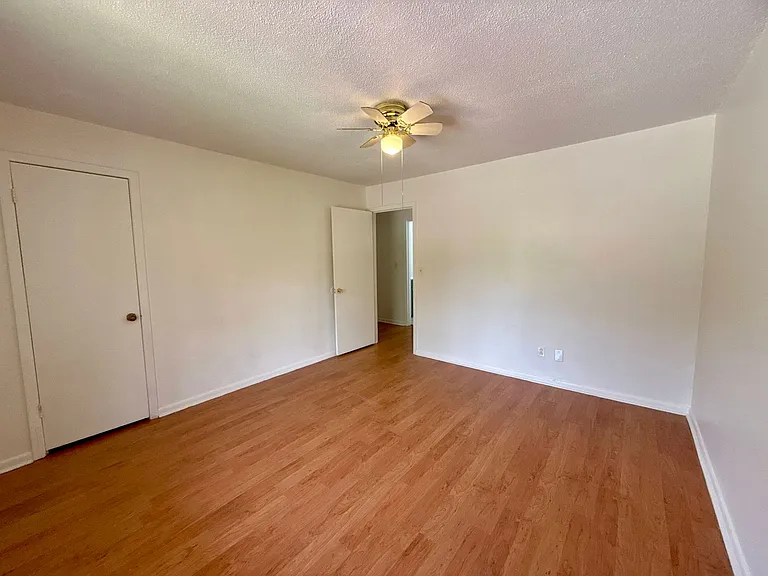 1403 Kimberly Dr — Photo 16