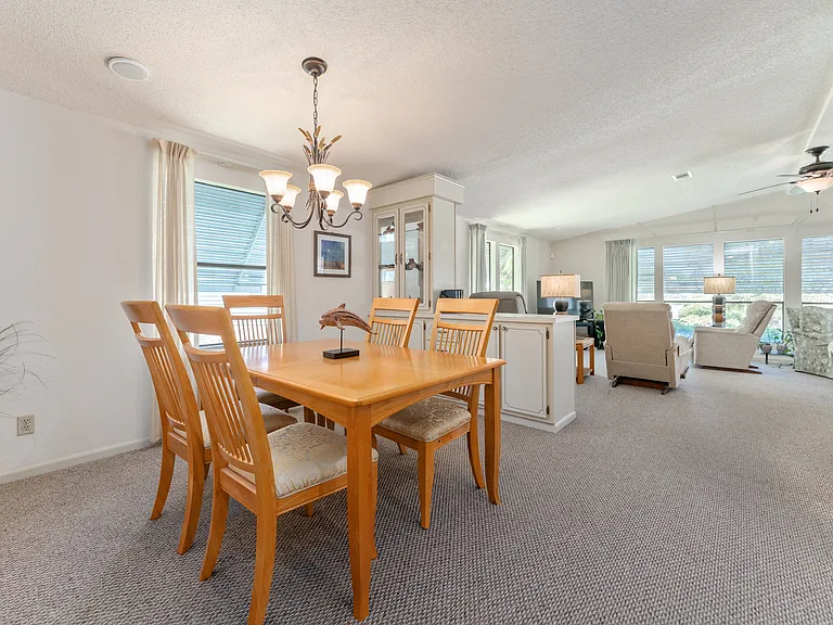 1601 Pinehurst Dr — Photo 5