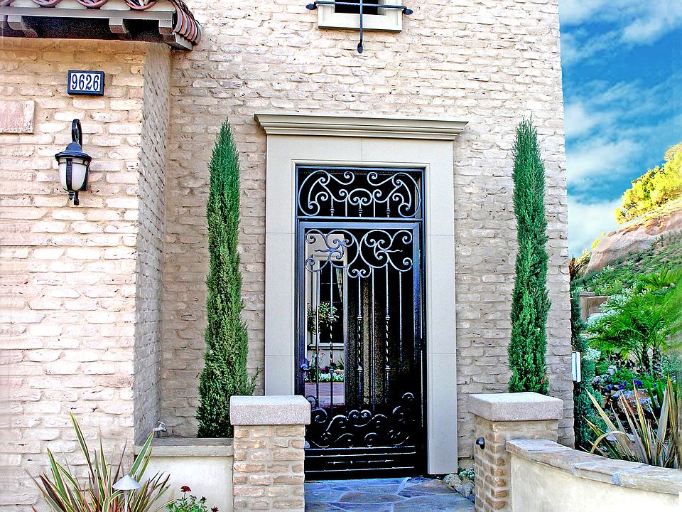 1st image of 9626 Welk View Dr