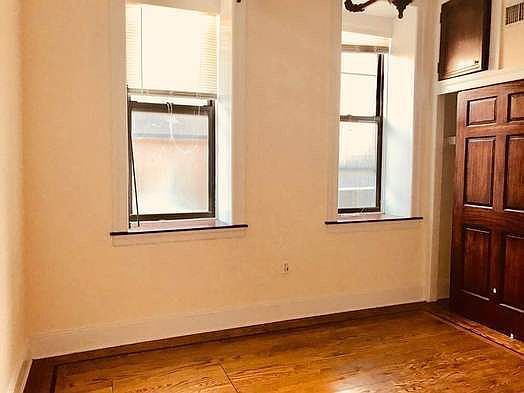 5th image of 3184 43rd St APT 8