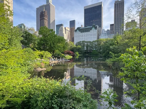 1431 York Avenue image 7 of 7