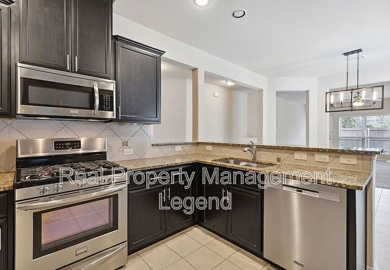 812 Gray Fox Dr — Photo 10