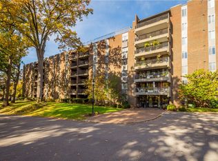 201 Grant St APT 108, Sewickley, PA 15143