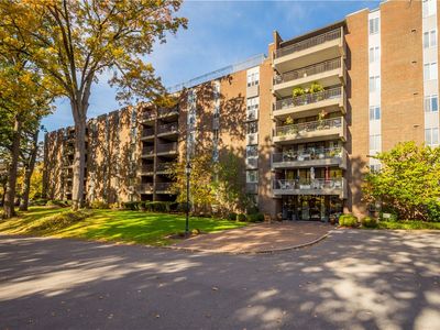 201 Grant St APT 111, Sewickley, PA, 15143