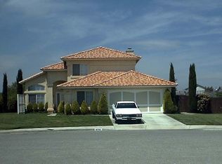 6792 Knoll Ct, Hesperia, CA 92345