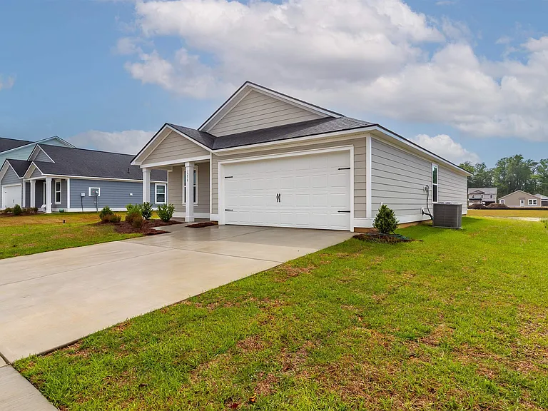 1239 English Oaks — Photo 3