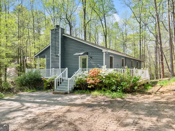 2908 Navajo Cir, Gainesville, GA 30501