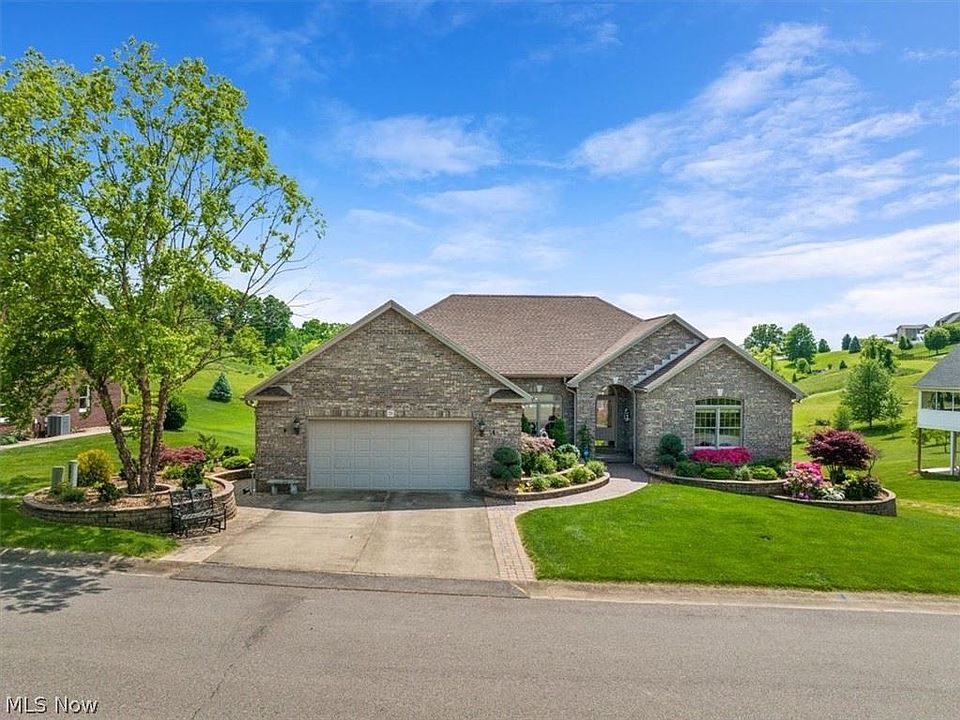 1st image of 23 Westwood Dr
