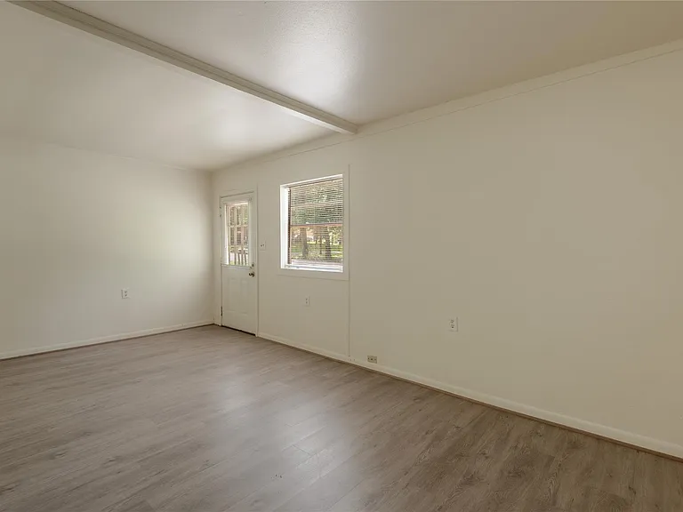 712 Cline St #D — Photo 8