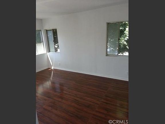 3rd image of 2024 W Florence Ave #1