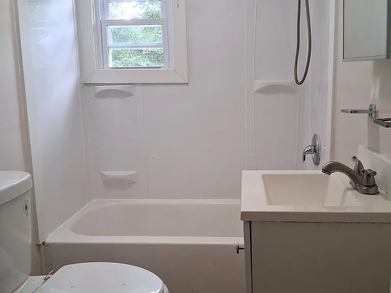 8 Sunset Ln — Photo 15