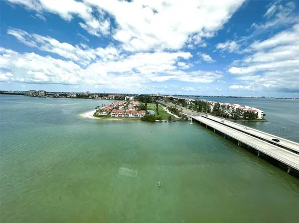 5220 Brittany Dr S APT 1306, Saint Petersburg, FL 33715