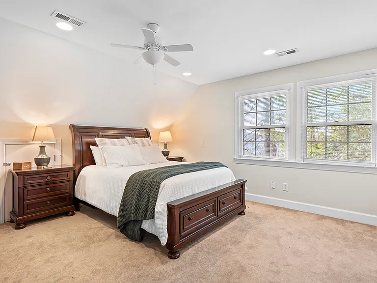 1464 Palisades Rd — Photo 23