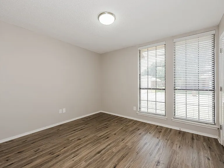 7712 Partridge Dr — Photo 12