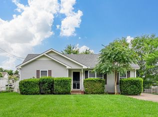 1323 Hugh Hunter Rd, Oak Grove, KY 42262