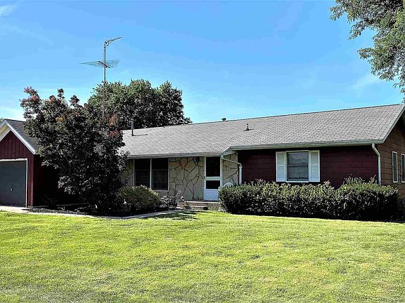 3rd image of 169 S Westview Dr