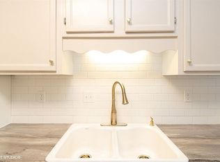 6157 Crest Green Rd, Birmingham, AL 35212