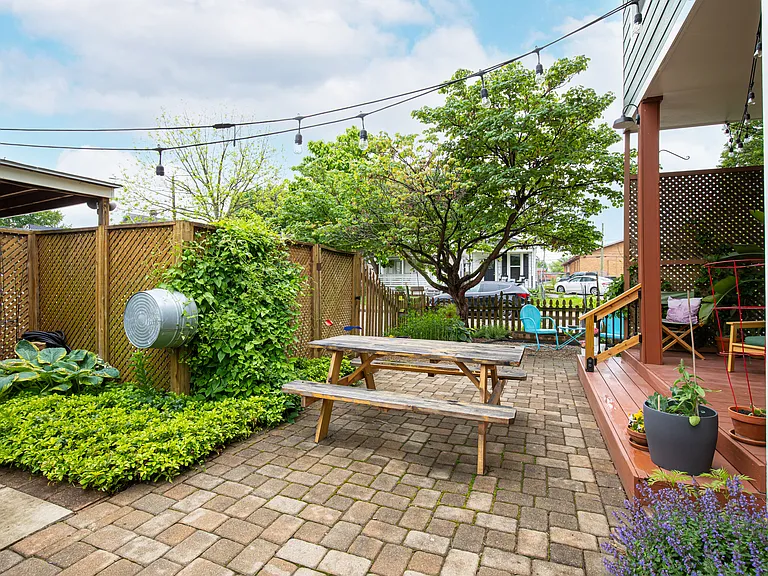 1502 Woodlawn Ave — Photo 51