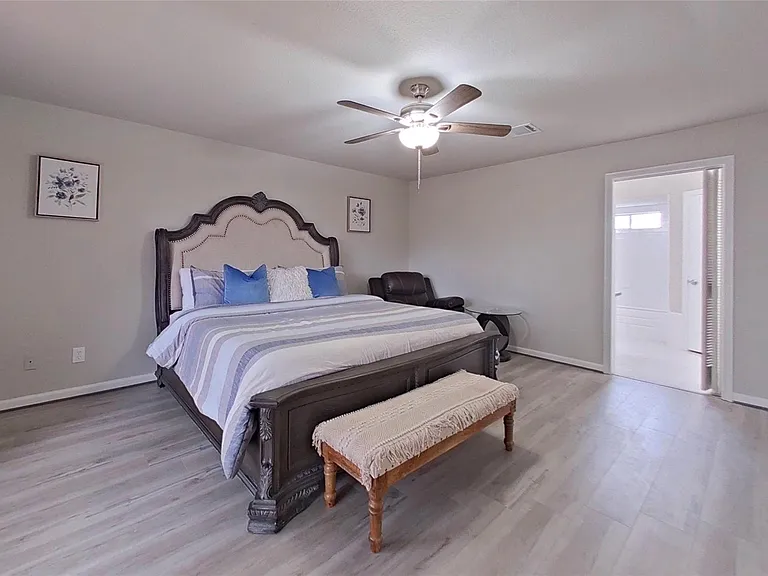 20206 Lake Sherwood Dr — Photo 9