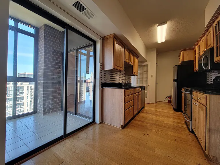 1600 Oak St #1828 — Photo 14