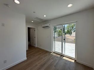 20340 Cantara St, Winnetka, CA 91306