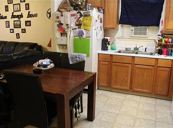 3rd image of 1613 Avenue K