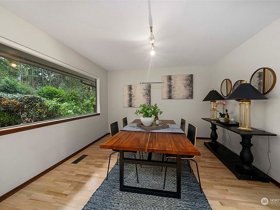 4th image of 7505 112th Street SW