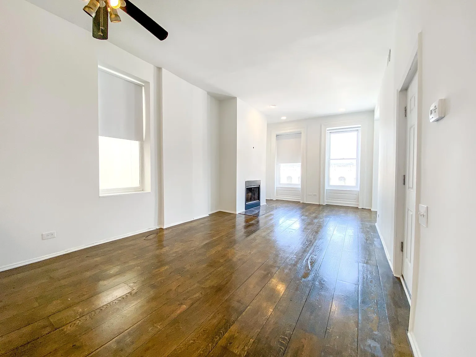 3 bed, $2,900 — Photo 2