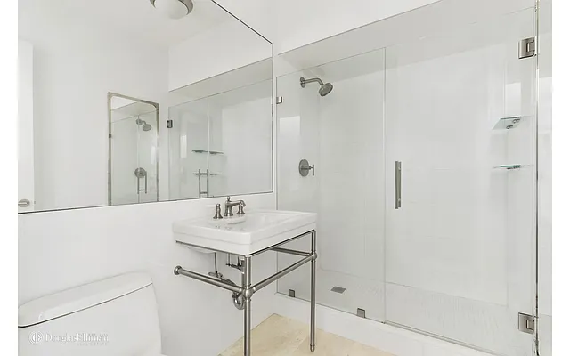 Sold by Douglas Elliman | media 20