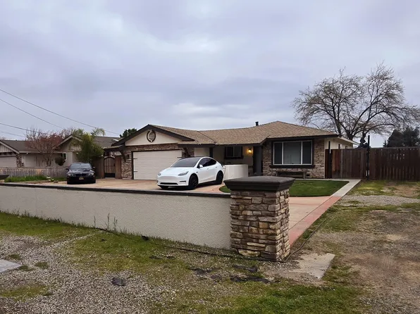 8930 Caselman Rd, Sacramento, CA 95829
