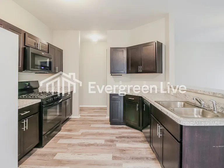 1824 Oxen Ln — Photo 7