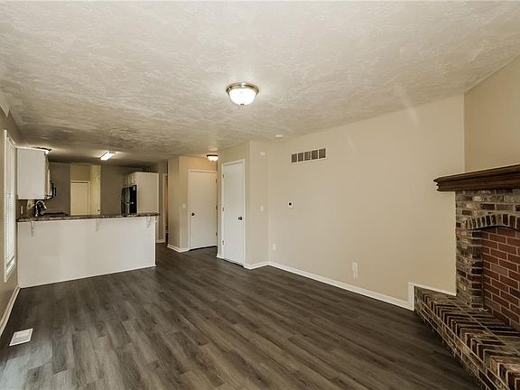 2nd image of 4721 E 138th Ter