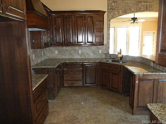 4th image of 235 Morgan Ct