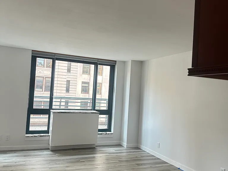 1 Irving Pl #G7J — Photo 7