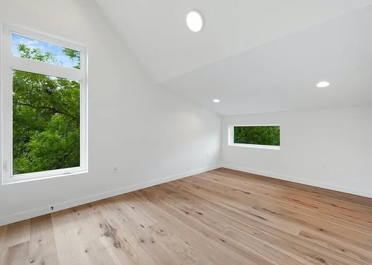 3rd floor bedroom