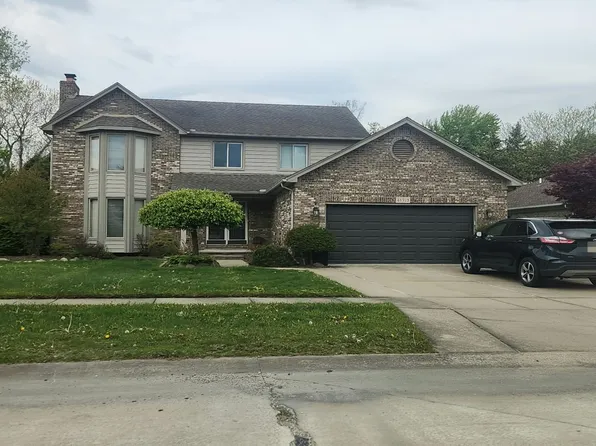46915 Park Lane Ct, Macomb, MI 48042