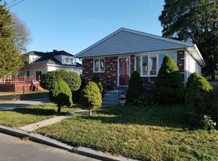 94 Walton St, Providence, RI 02908