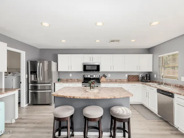 11737 W ROBIN Drive, Sun City, AZ 85373