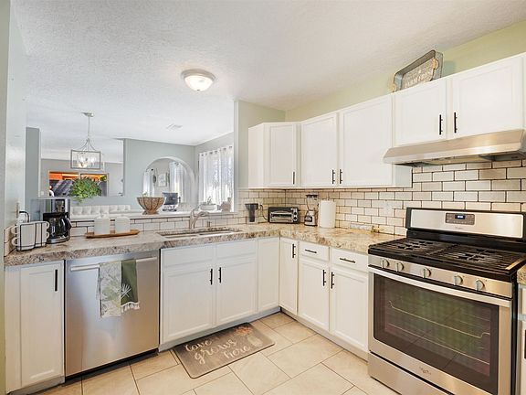 4th image of 937 Marlow Meadows Dr NE