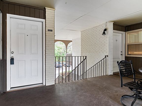 5th image of 3029 Massey Rd