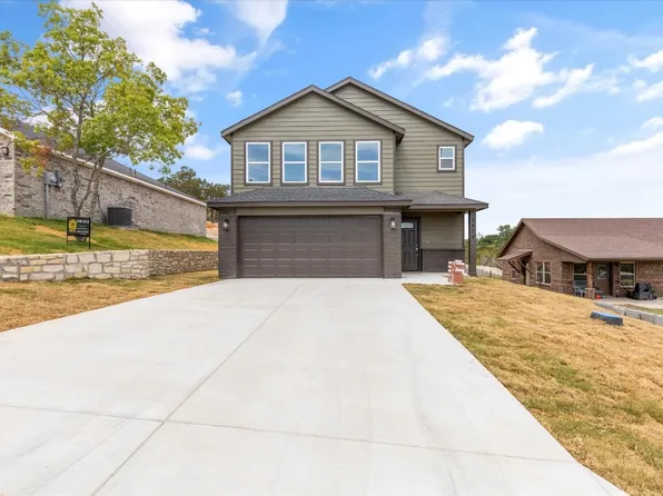 2408 Fox Ct, Granbury, TX 76048