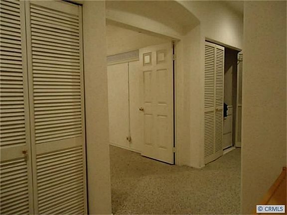 4th image of 7544 Ivy Ave