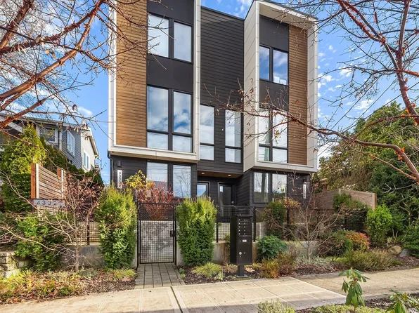 4332 Woodlawn Avenue N #B, Seattle, WA 98103