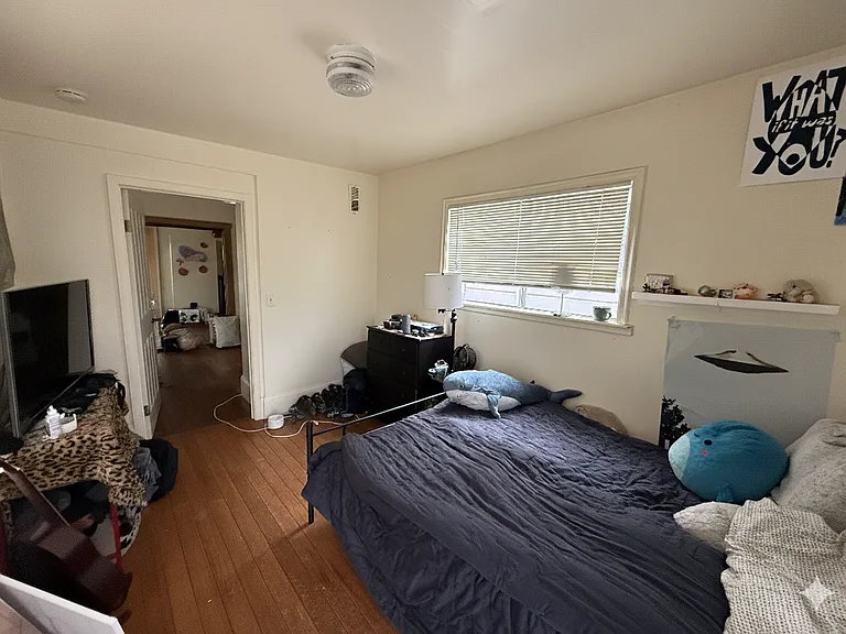 2205 Haste St — Photo 9
