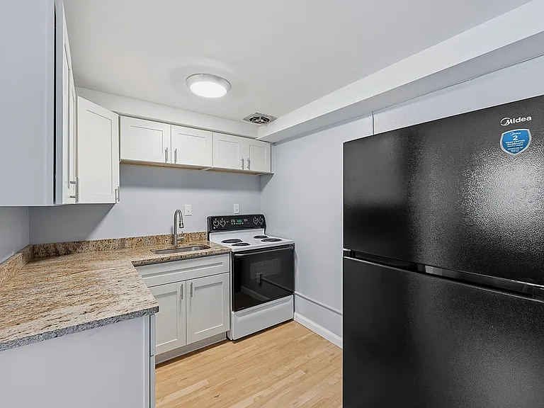 6469 Montgomery Rd #19 — Photo 4