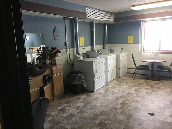 3rd image of 401 Village Dr #208