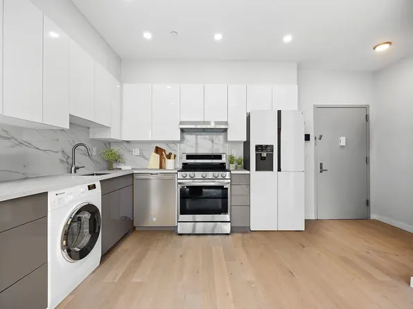 2929 Brighton 5th Street image 3 of 10