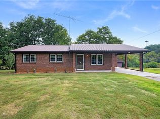 596 Pinhook Rd SE, Fairmount, GA 30139